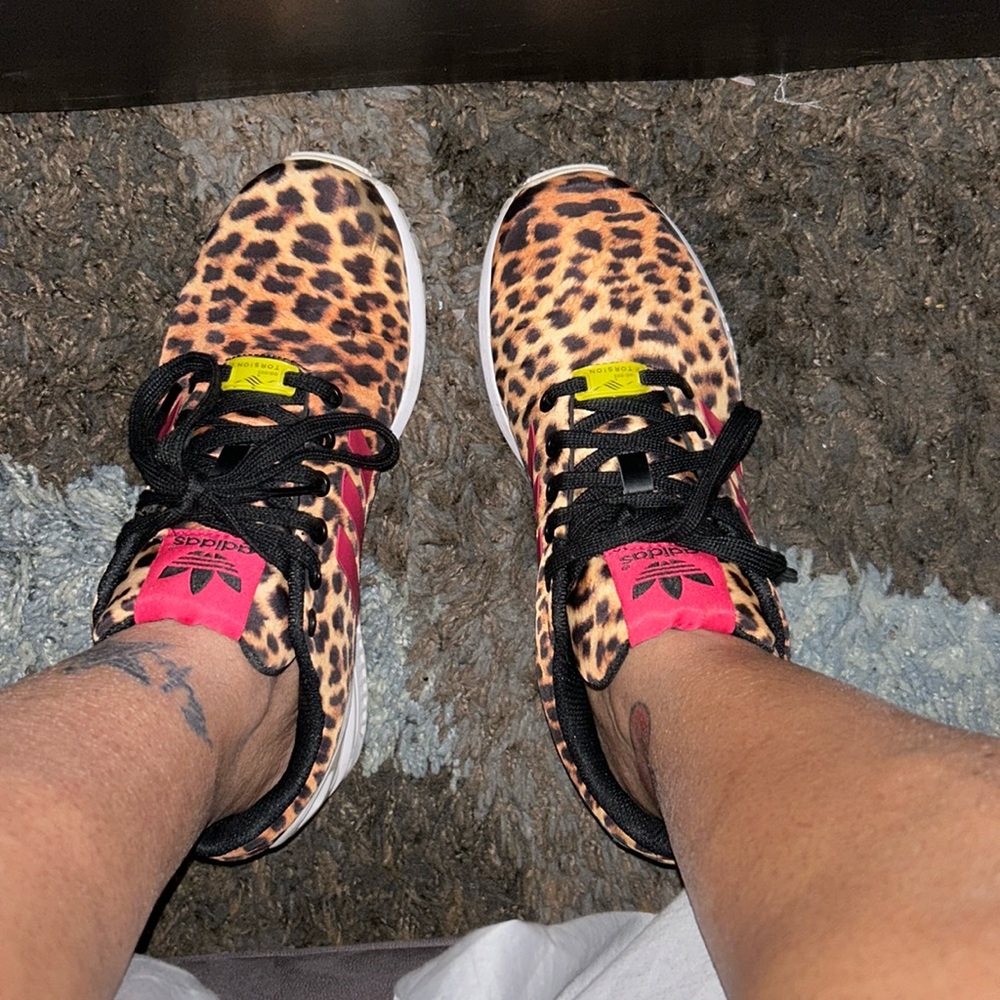 Adidas leopard flux